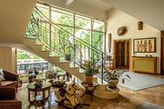 Fancy interior wrought iron stair railings 